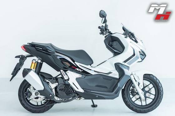 HONDA ADV 